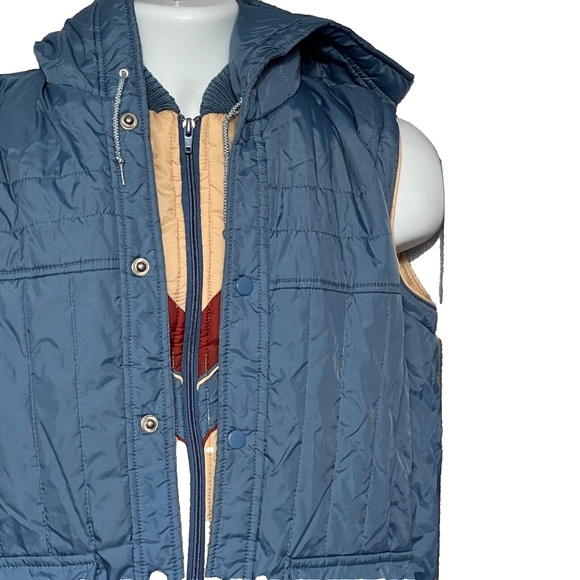 Vintage High Impact Puffer Vest w 1/2 Liner Blue & Tan Size M Mens Hood Snaps - Picture 4 of 8